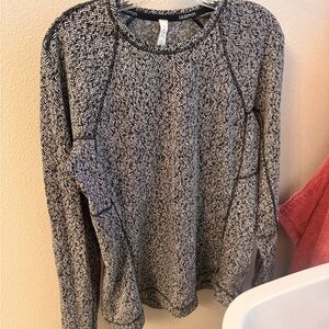 Lululemon Athletica Black and White Patterned Sweatshirt